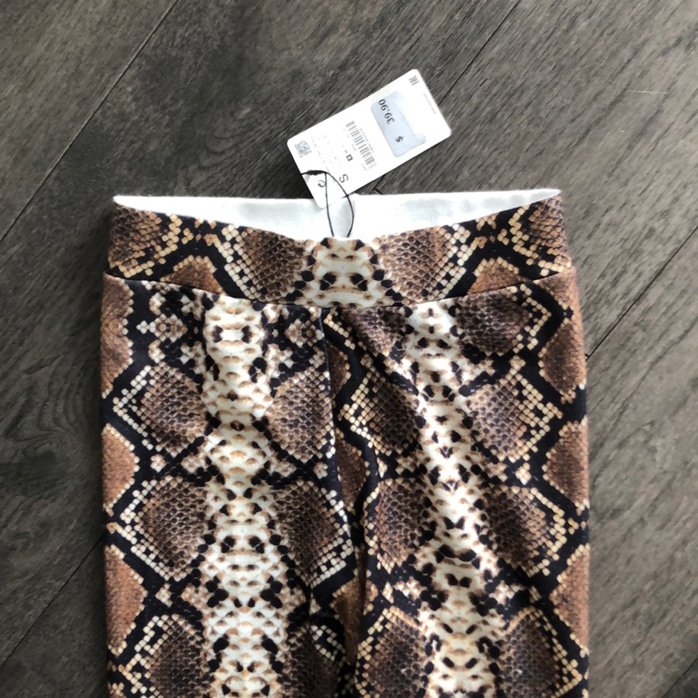 Zara women’s snake print leggings - Picture 4 of 8